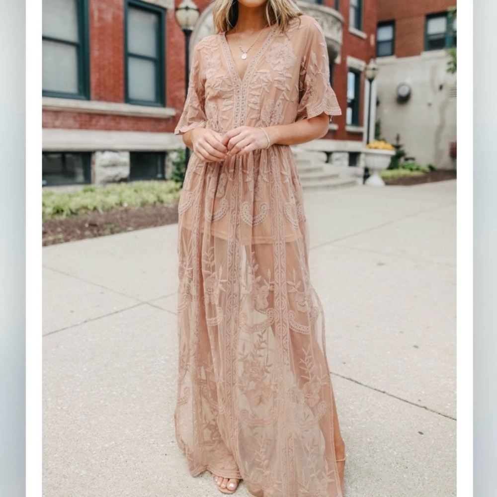 Rose Lace Maxi Dress
